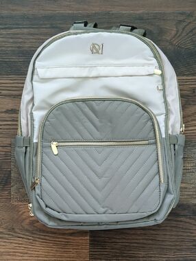 Quilted Diaper Bag Backpack With Changing Pad, Sage Green & Cream, NEW, nwt